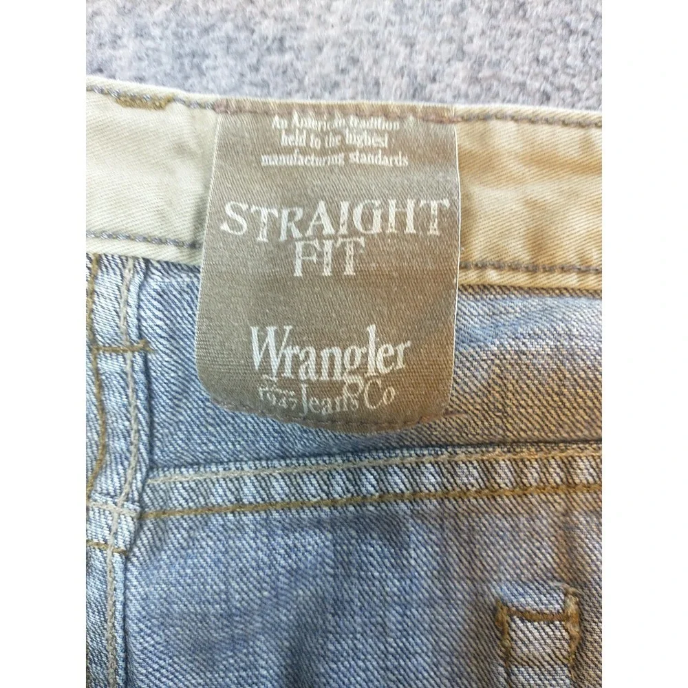 Wrangler straight fit